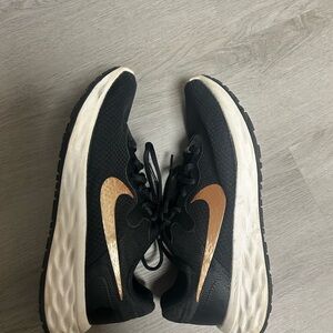 Women’s Nike Sneakers